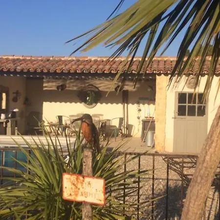 Appartement Dans Mas Provencal Grans Exterior photo