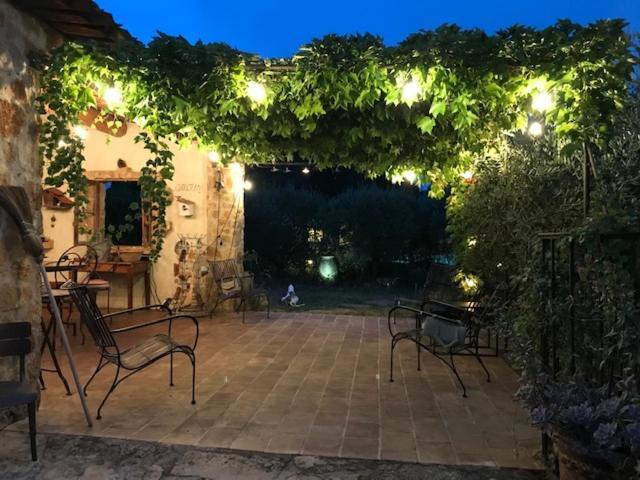 Apartment Dans Mas Provencal
