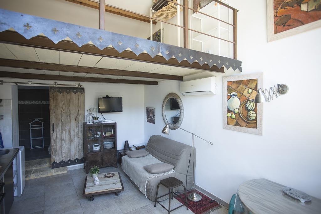 Apartment Dans Mas Provencal *